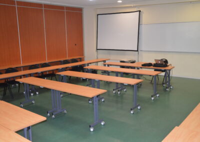 Salle de 80 places