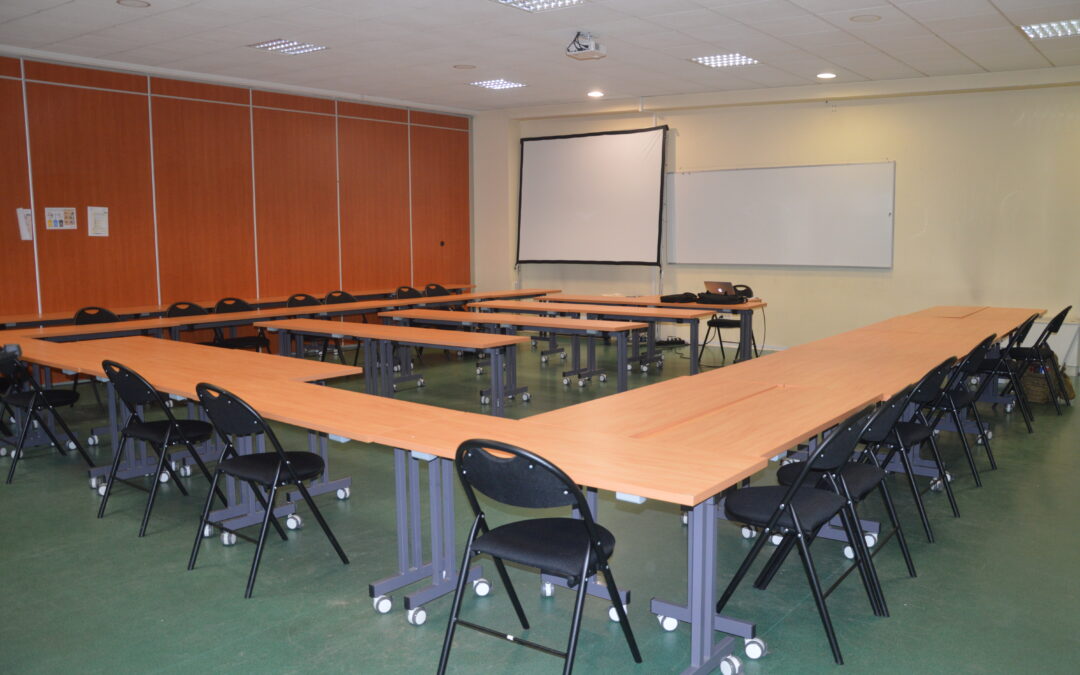 Salle de 120 places